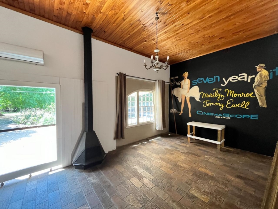 4 Bedroom Property for Sale in Porterville Western Cape